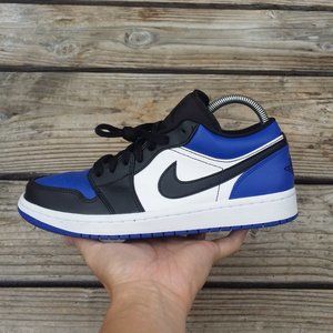 Women Size 10 / Size 8.5 Men Nike Air Jordan 1 Low Royal Toe Basketball Sneakers